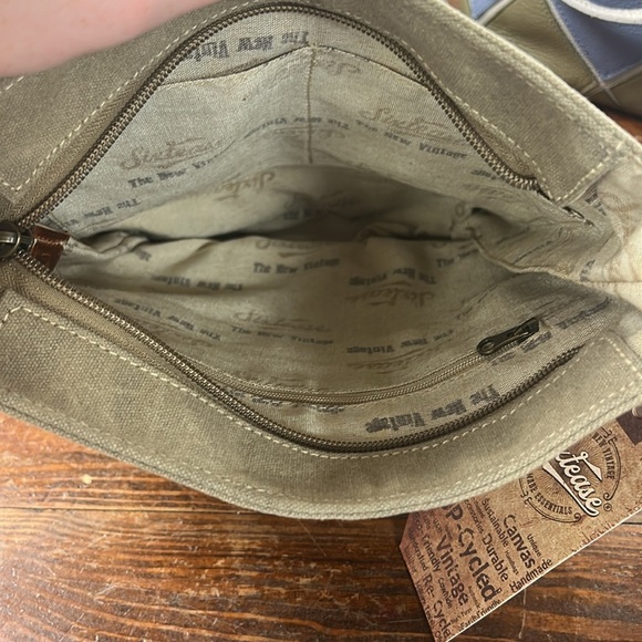 Multicolored Aztec Print Crossbody - Sixtease - Picture 7 of 9